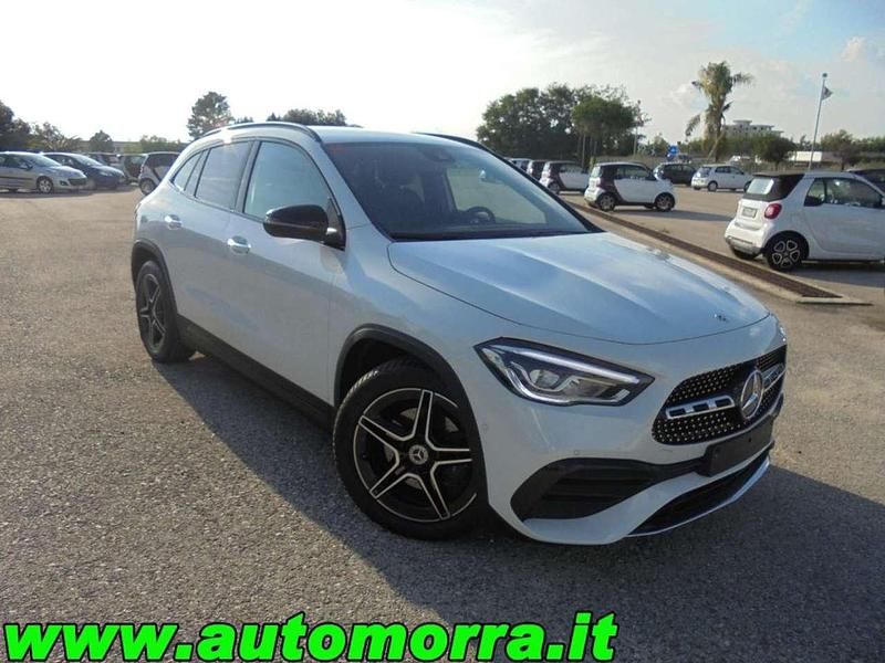 Usata Mercedes GLA200 AMG line 150 CV (110 kW) 2022 Bianco SUV