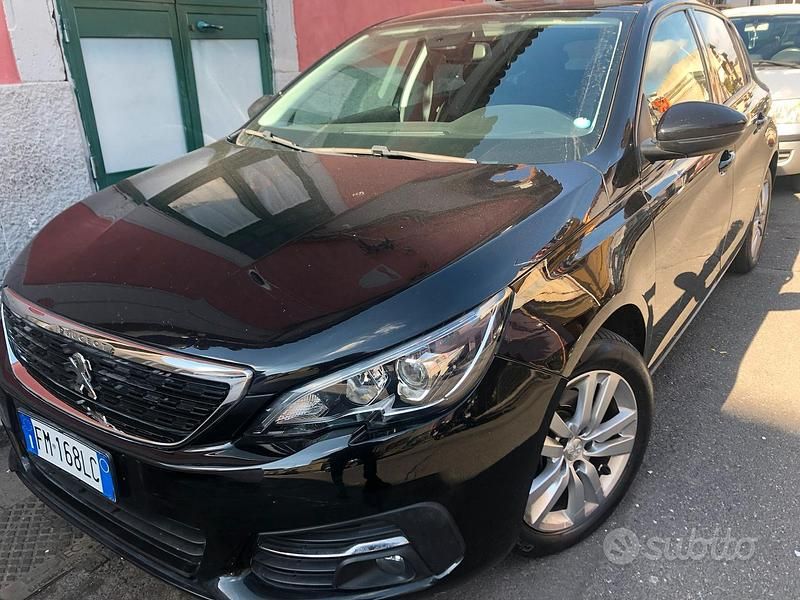 Usata Peugeot 308 116 CV (85 kW) 2017 Nero Berlina
