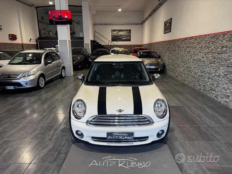 Usata Mini ONE 95 CV (69 kW) 2010 Beige Utilitaria