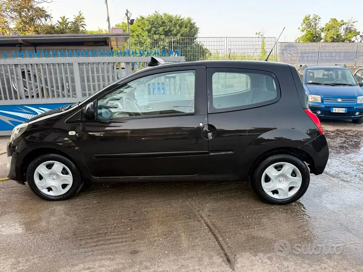 Usata Renault Twingo 64 CV (47 kW) 2008 Utilitaria