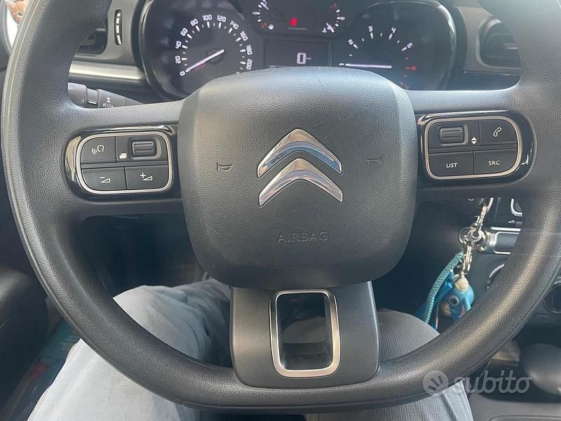 Verde Usata 2017 Citroën C3 Feel Due volumi | 7300 € (Ottimo prezzo) - Immagine 1/4