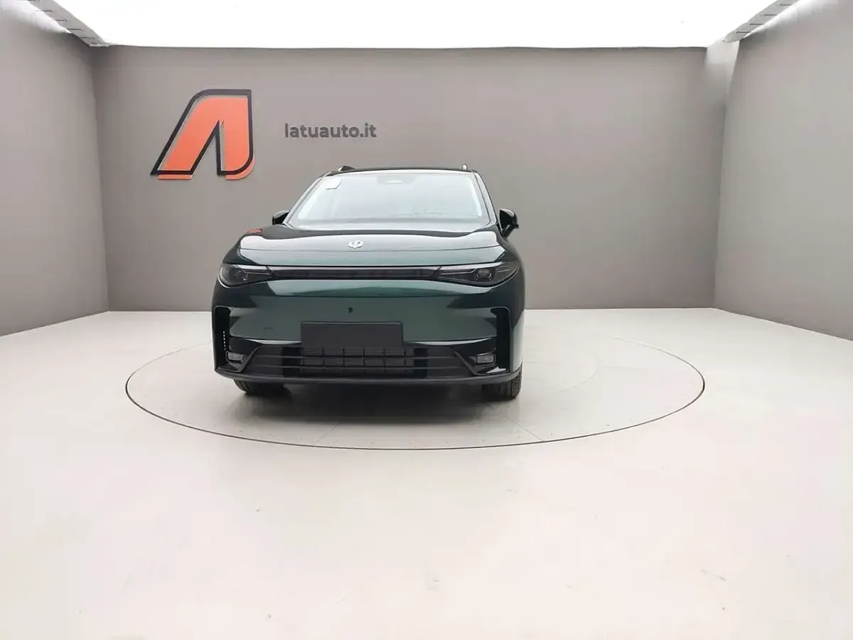 Nuova Leapmotor C10 109 CV (80 kW) 2026 Grigio SUV
