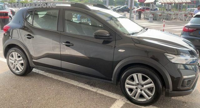 Usata Dacia Sandero Expression 100 CV (73 kW) 2022 Nero Utilitaria
