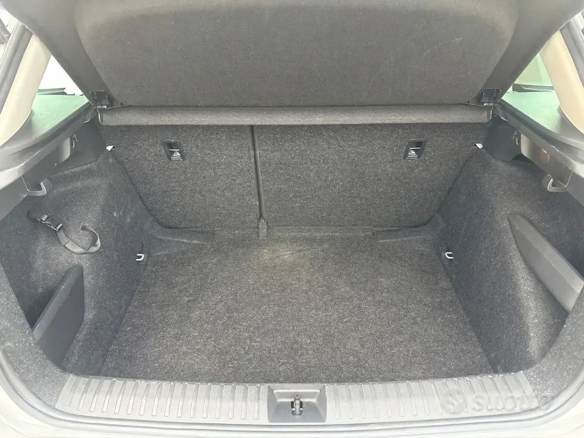 Usata Skoda Kamiq 116 CV (85 kW) 2025 Grigio SUV