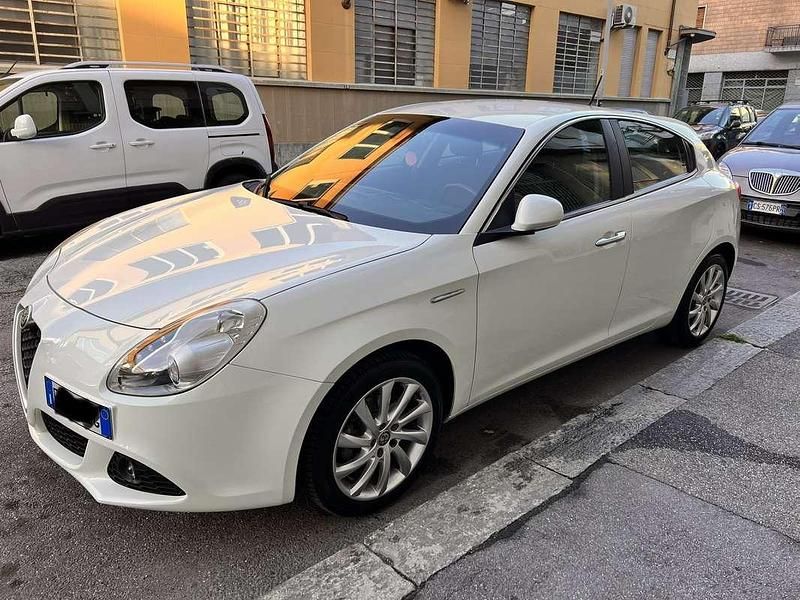 Usata Alfa Romeo Giulietta Distinctive 120 CV (88 kW) 2012 Berlina