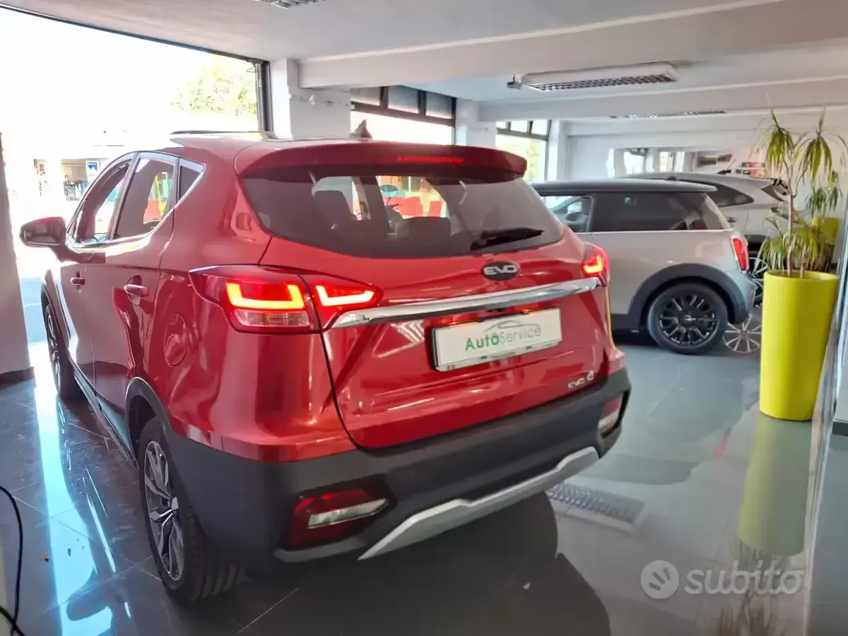 Usata DR DR 4.0 114 CV (83 kW) 2023 Rosso SUV