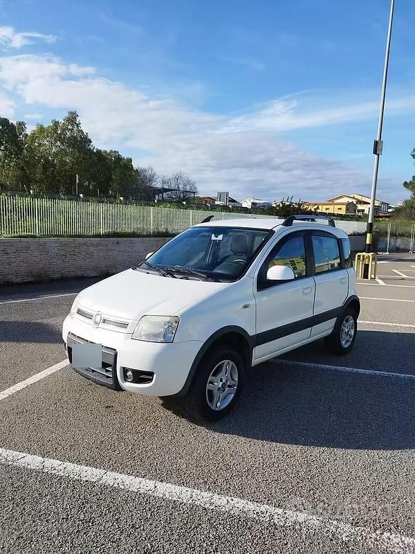 Usata Fiat Panda 4x4 2011 Utilitaria