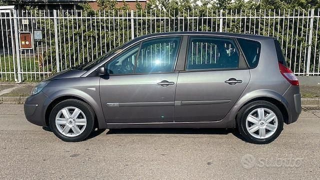 Usata Renault Scénic 2003 Grigio Monovolume