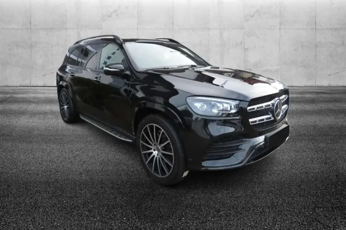 Usata Mercedes GLS580 Premium Plus 489 CV (359 kW) 2023 Nero metallizzato SUV