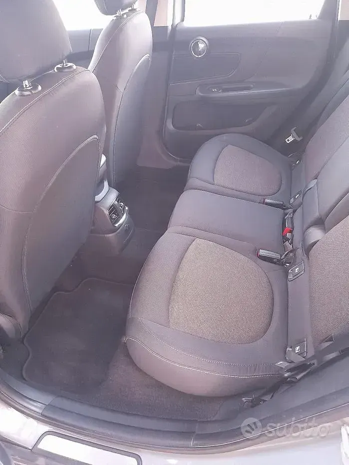 Usata Mini One D 116 CV (85 kW) 2018 Grigio Utilitaria