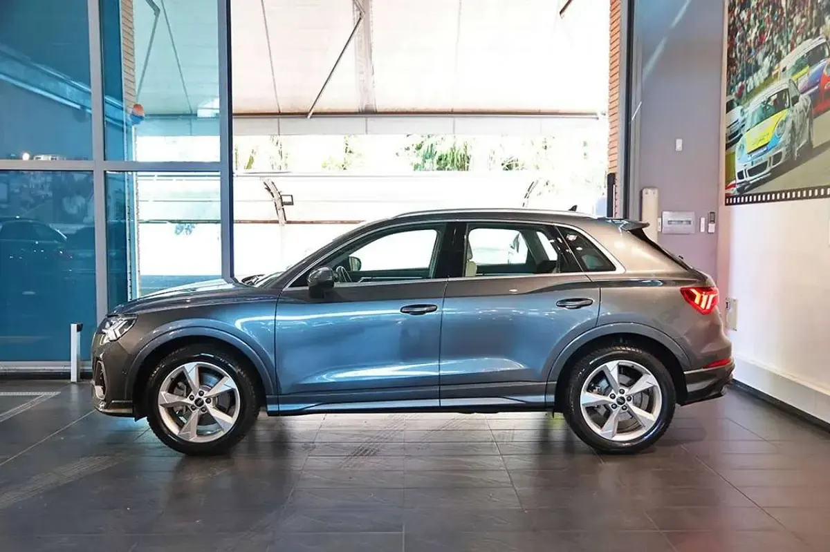 Usata Audi Q3 S-Line 245 CV (180 kW) 2023 Grigio SUV