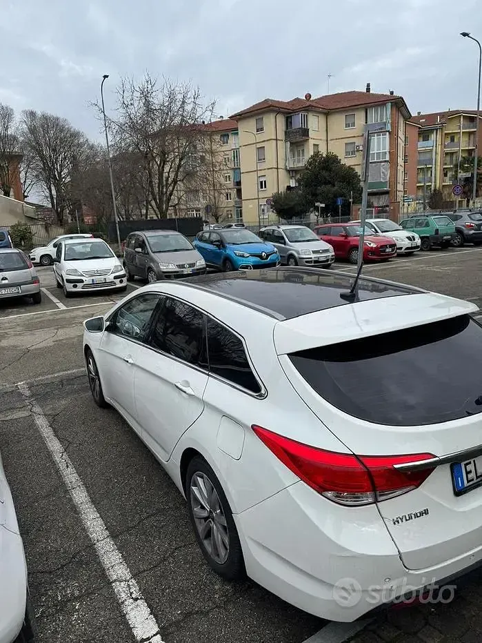 Usata Hyundai i40 136 CV (100 kW) 2012 Bianco Berlina