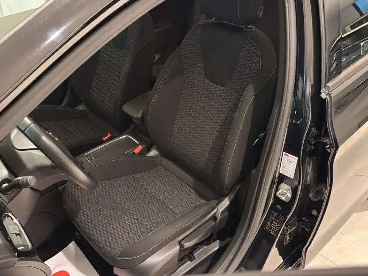 Usata Opel Astra Innovation 110 CV (80 kW) 2018 Nero Berlina