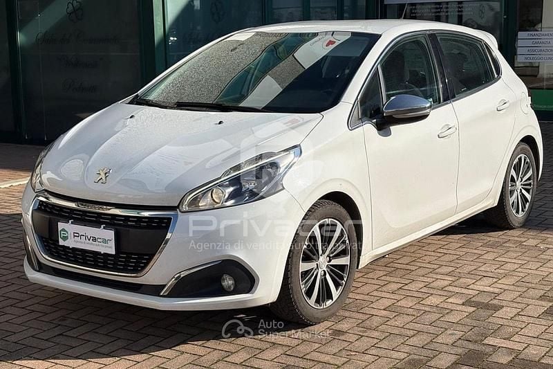 Bianco Usata 2017 Peugeot 208 Allure Utilitaria | 7990 € (Buon prezzo) - Immagine 1/4