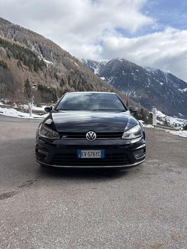 Usata VW Golf VII R-line 150 CV (110 kW) 2014 Berlina