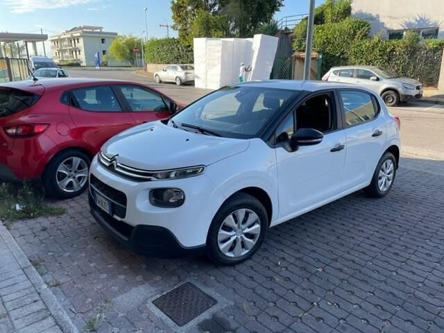 Bianco Usata 2019 Citroën C3 Feel Utilitaria | 5500 € (Super prezzo) - Immagine 1/4