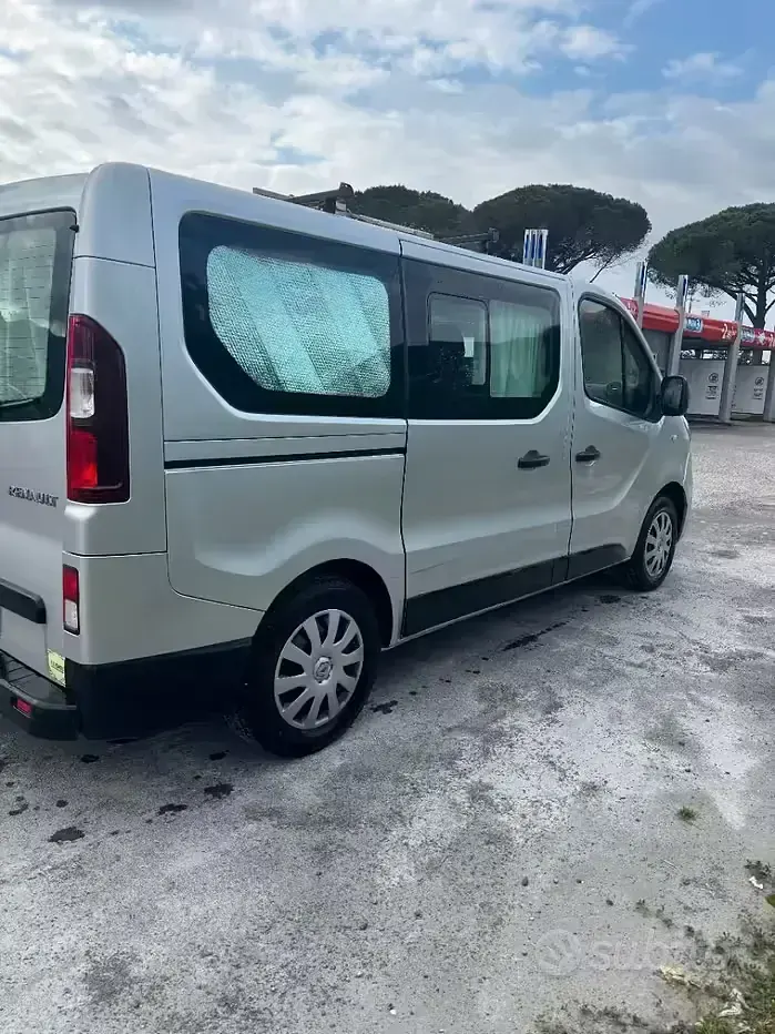 Usata Renault Trafic 2018 Grigio Monovolume