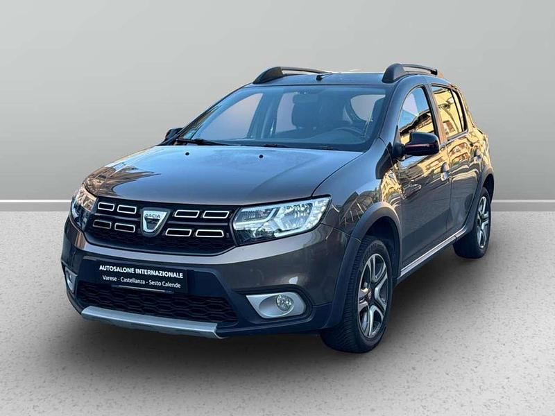 Marrone Usata 2019 Dacia Sandero Stepway Tre volumi | 9300 € (Buon prezzo) - Immagine 1/4