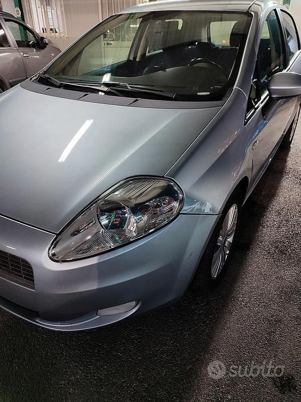 Usata 2007 Fiat Grande Punto Due volumi | 1950 € - Immagine 1/4