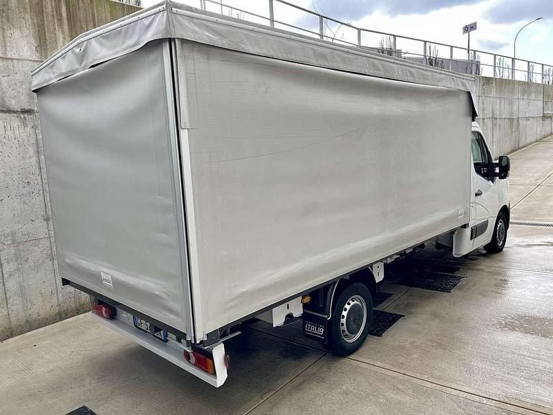 Usata Renault Master 145 CV (106 kW) 2021 Bianco minerale pastello Furgone