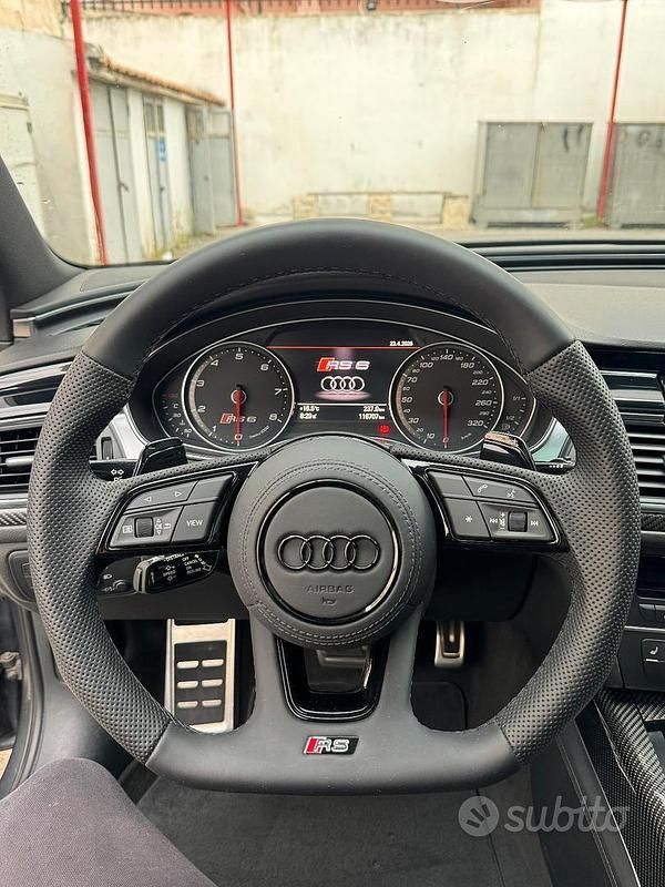Usata Audi RS6 Ambiente 560 CV (411 kW) 2015 Nero Station wagon