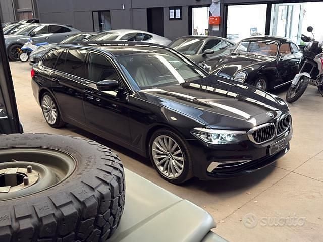 Usata BMW 540 Luxury Line 340 CV (250 kW) 2018 Nero metallizzato Station wagon