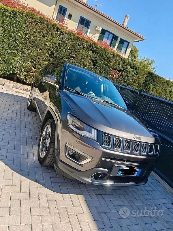 Usata Jeep Compass Limited 120 CV (88 kW) 2017 Grigio SUV