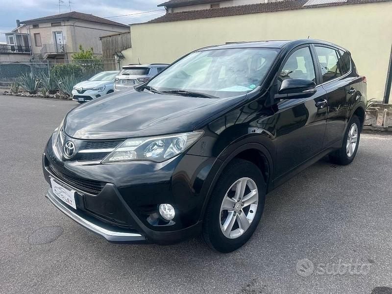 Usata Toyota RAV4 Active 124 CV (91 kW) 2014 Nero SUV