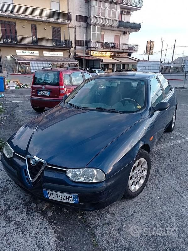Blu Usata 2001 Alfa Romeo 156 Tre volumi | 1500 € (Super prezzo) - Immagine 1/4
