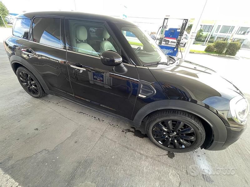 Usata Mini One Countryman 2018 Nero SUV