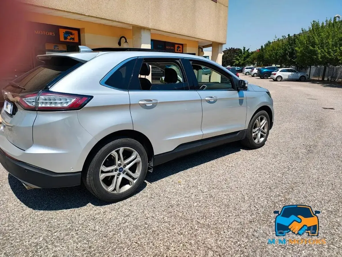 Usata Ford Edge Titanium S 209 CV (153 kW) 2016 Grigio SUV