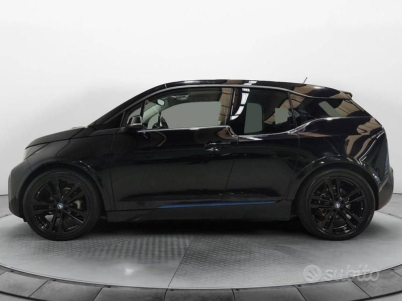 Usata BMW i3 Advantage 135 kW (184 CV) 2021 Fluid black con accenti bmwi b Utilitaria