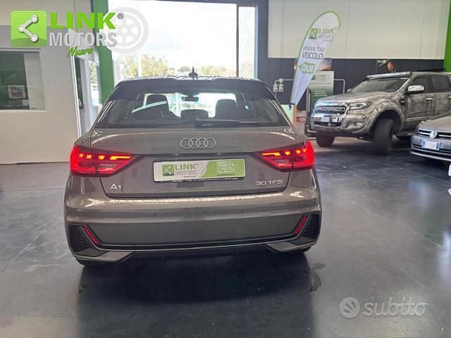 Usata Audi A1 Business 110 CV (80 kW) 2023 Grigio SUV