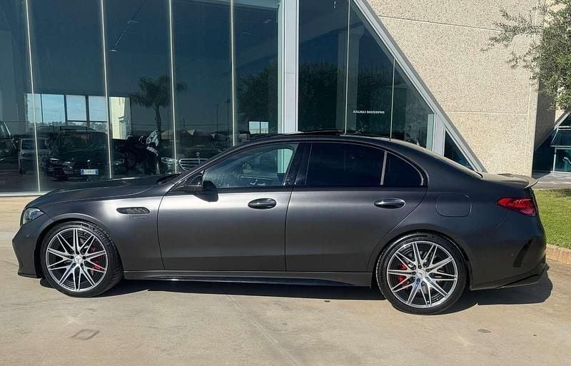 Usata Mercedes C63 AMG AMG Line Premium Plus 476 CV (350 kW) 2024 Grigio Berlina