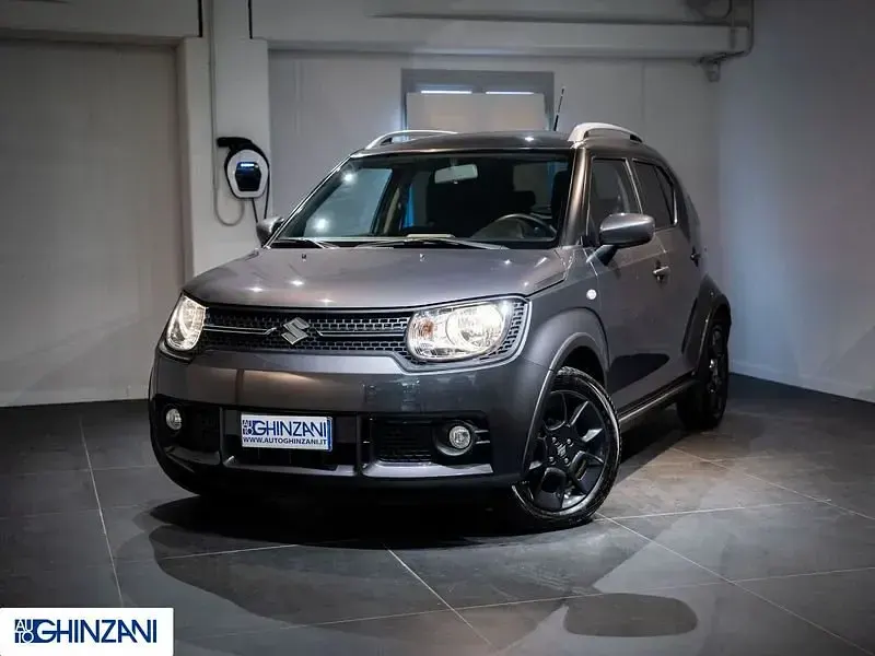 Usata Suzuki Ignis 90 CV (66 kW) 2017 Grigio scuro SUV