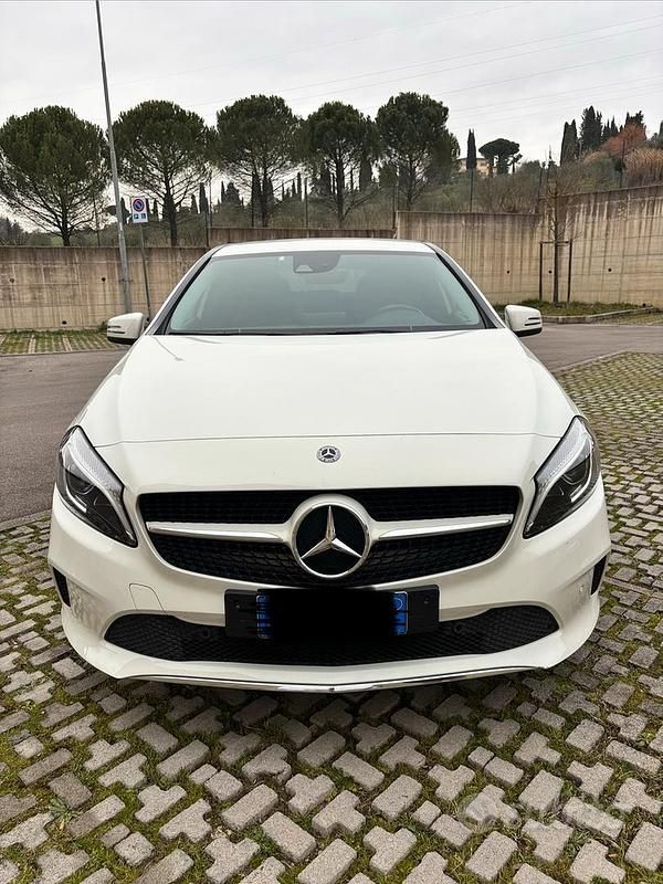 Usata Mercedes A180 109 CV (80 kW) 2018 Bianco Berlina