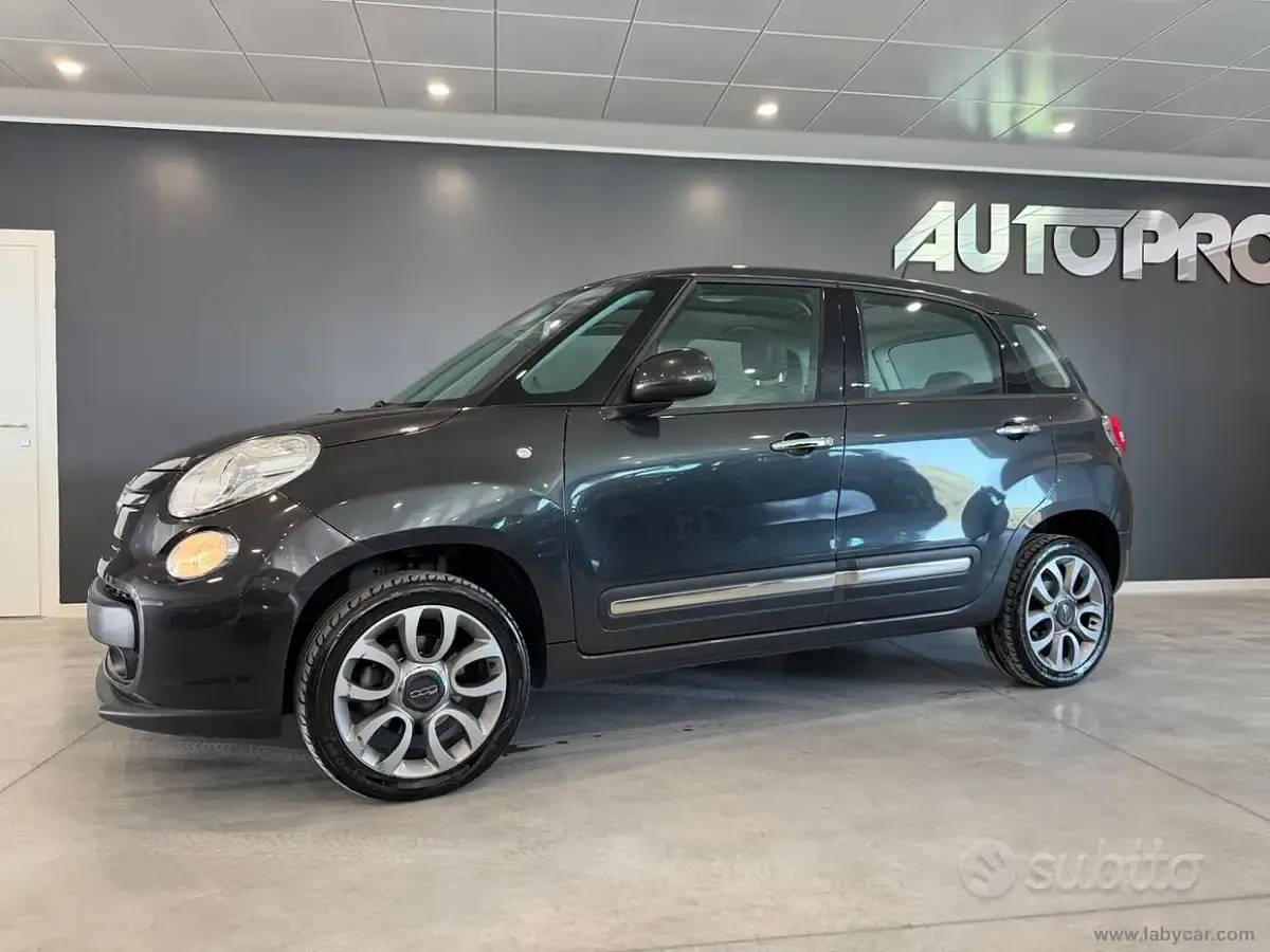 Usata Fiat 500L Lounge 85 CV (62 kW) 2015 Grigio Monovolume