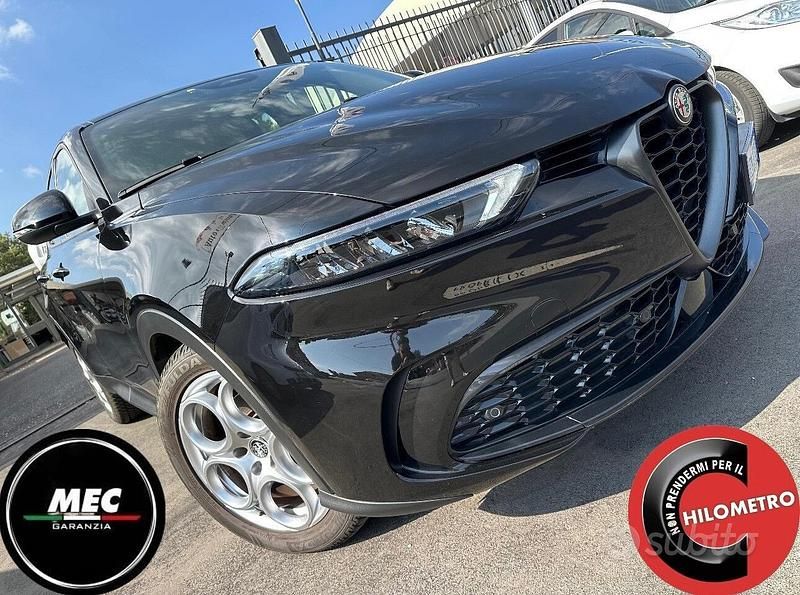 Nero Usata 2022 Alfa Romeo Tonale Sprint SUV | 29.950 € (Cara) - Immagine 1/4