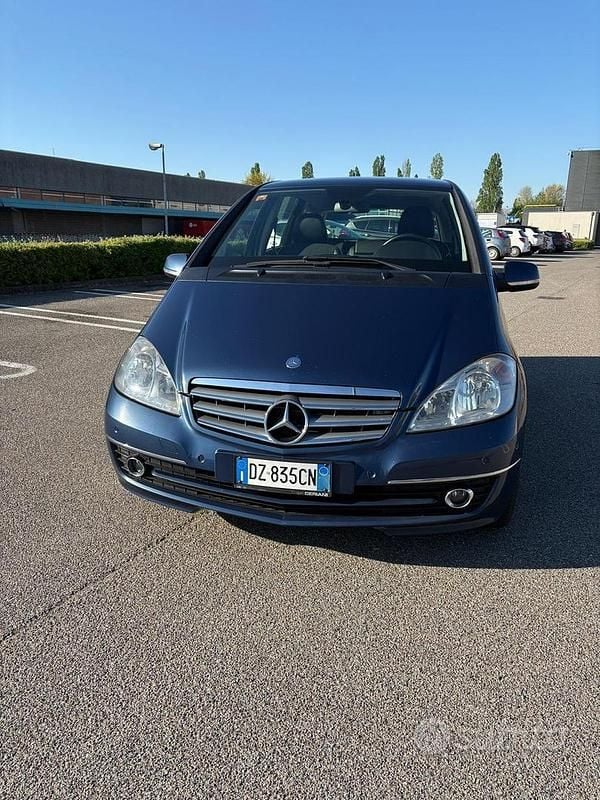 Occasion Mercedes A160 Avantgarde 95 ch (69 kW) 2009 Bleue Monospace
