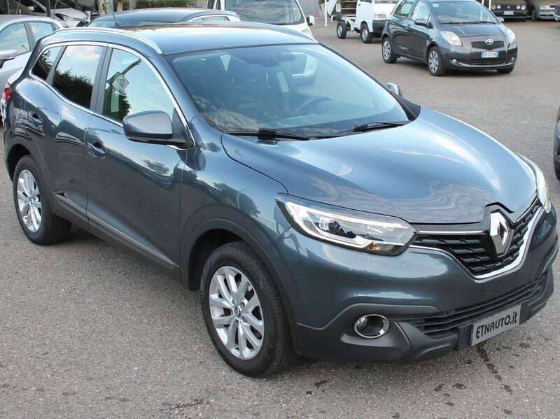 Grigio Usata 2017 Renault Kadjar Zen SUV | 14.500 € (Molto cara) - Immagine 1/4