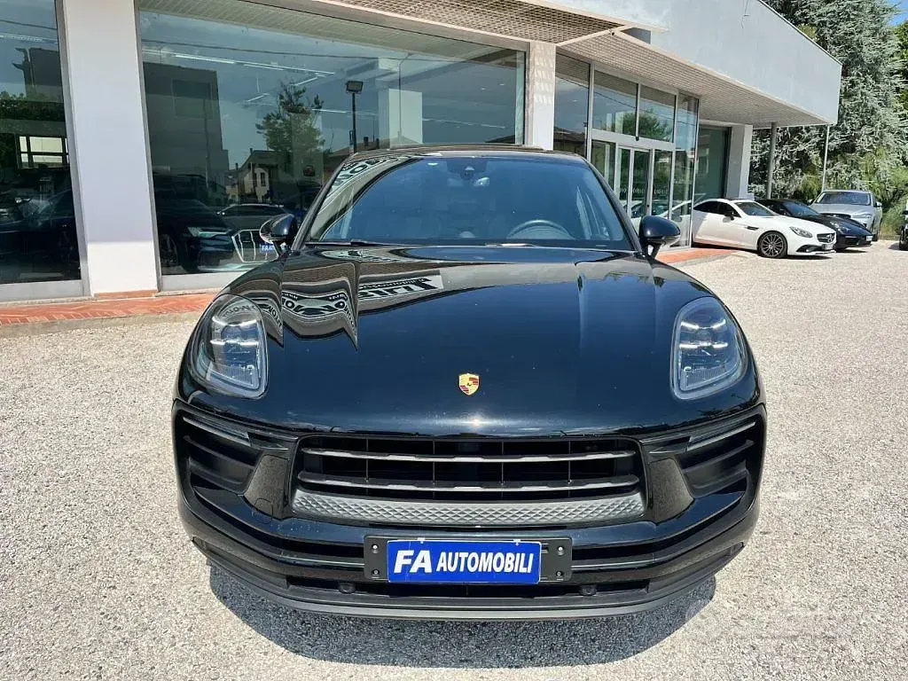Usata Porsche Macan 265 CV (194 kW) 2023 Nero SUV