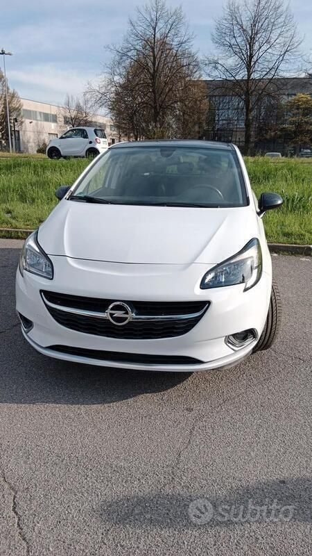 Usata Opel Corsa 95 CV (69 kW) 2017 Bianco Berlina