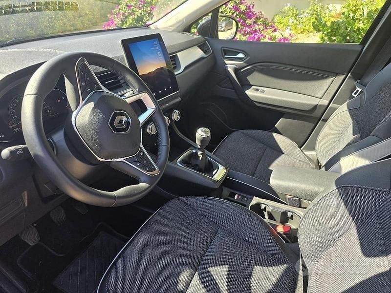Usata Renault Captur Techno 101 CV (74 kW) 2024 Nero SUV