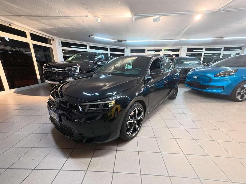 Nero Usata 2024 Opel Corsa S Tre volumi | 13.000 € (Ottimo prezzo) - Immagine 1/4