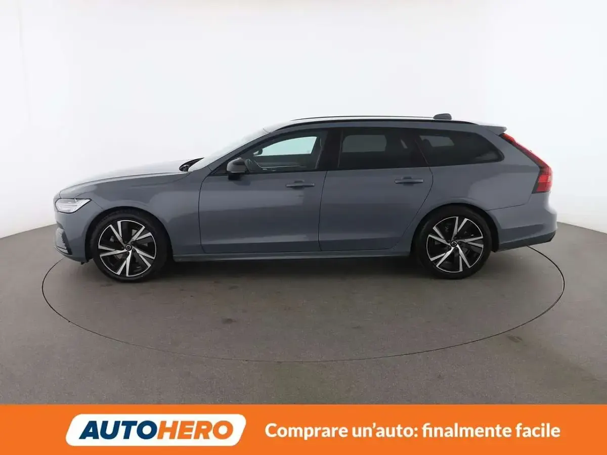 Usata Volvo V90 Plus 197 CV (144 kW) 2022 Blu Station wagon