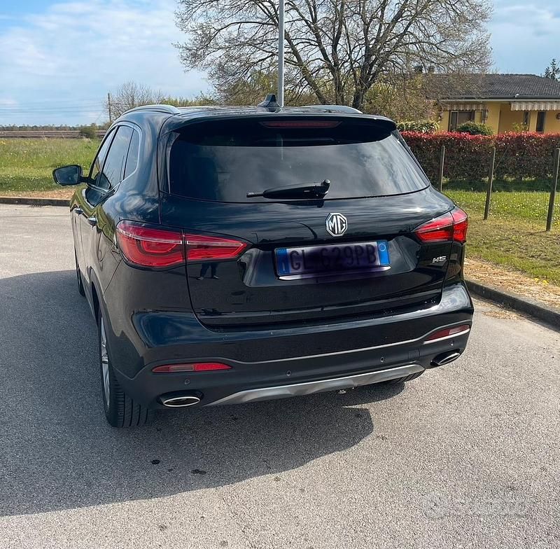 Usata MG HS Luxury 162 CV (119 kW) 2022 Nero SUV