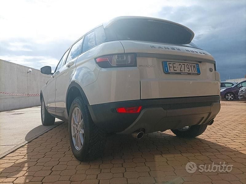 Usata Land Rover Range Rover evoque 150 CV (110 kW) 2016 Bianco SUV