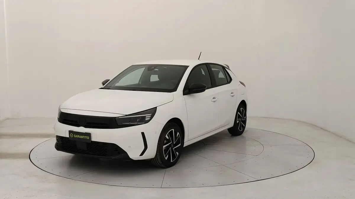Usata Opel Corsa S 101 CV (74 kW) 2025 Utilitaria