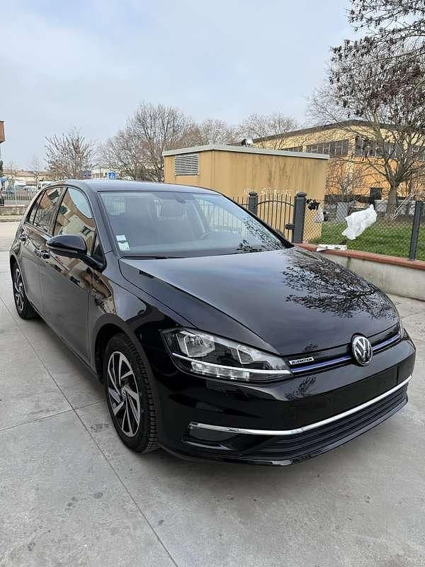 Usata VW Golf VII Executive 131 CV (96 kW) 2018 Berlina
