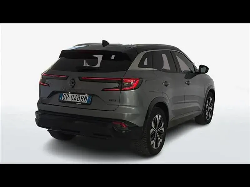 Usata Renault Austral Techno 200 CV (147 kW) 2023 Grigio scuro SUV